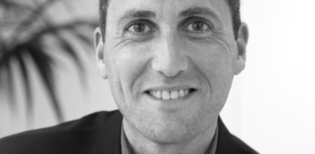 Guilain de Acarregui Strategy & management Consulting – Customer Experience transformation